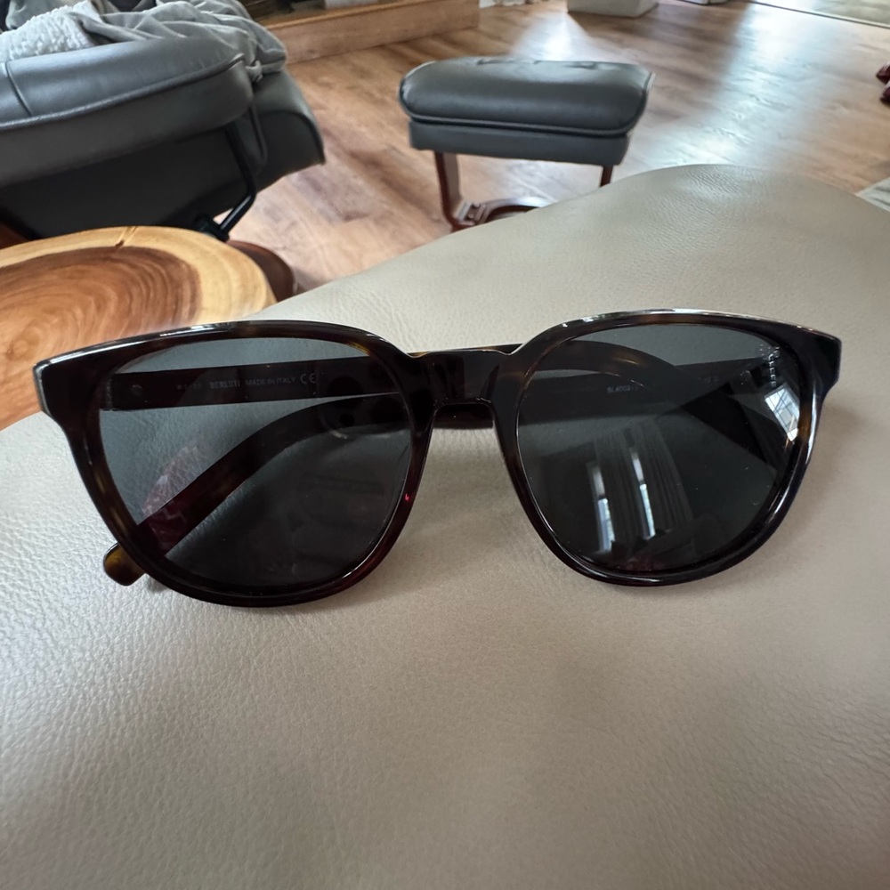Berluti Stylish Tortoiseshell Sunglasses